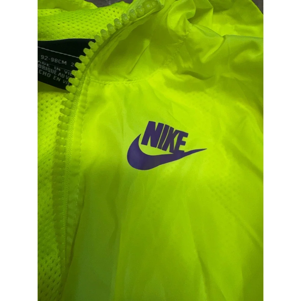 Nike windrunner hooded